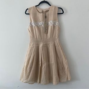 Darling Dress with Daisy Embroidery Size Small